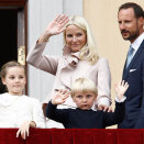 The Crown Prince and Crown Princess with Princess Ingrid Alexandra and Prince Sverre Magnus (Photo: Lise Åserud / NTB scanpix)